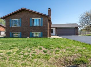 8607 State Route 162, Troy, IL 62294