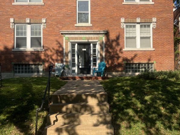 1177 Moorlands Dr FLOOR 1