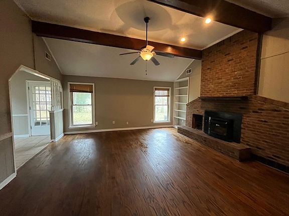 2nd image of 1867 Tissington Dr