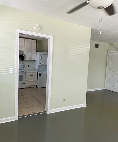 2542 Spring Park Rd — Photo 37