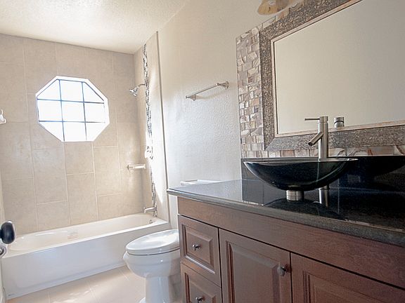 4th image of 5359 Abelia Dr