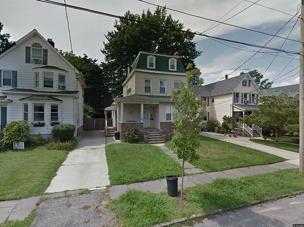 396 Bement Ave, Staten Island, NY 10310