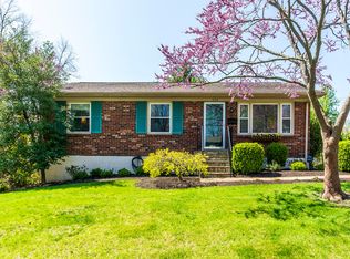 1124 Greentree Ct, Lexington, KY
