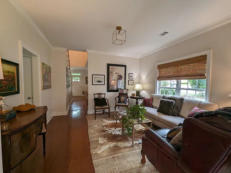 647 Carpenter Way — Photo 13