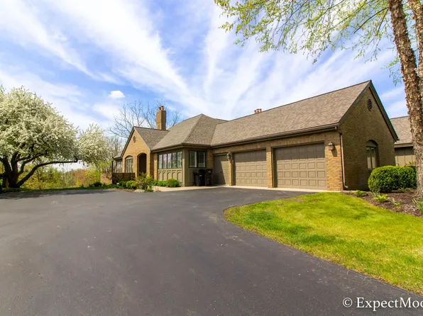 632 Cascade Hills Rdg SE, Grand Rapids, MI 49546