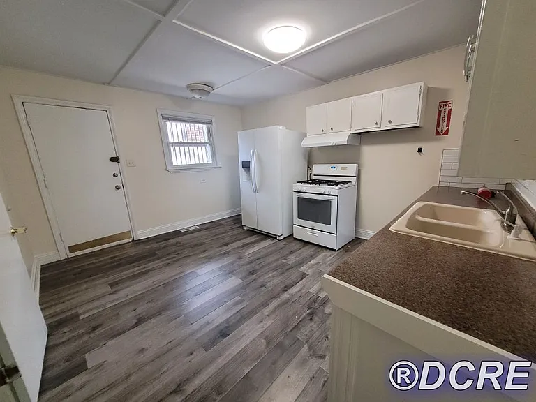 2627 N Mildred Ave #1R — Photo 7