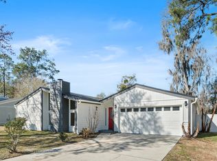 6823 Coralberry Ln N, Jacksonville, FL 32244