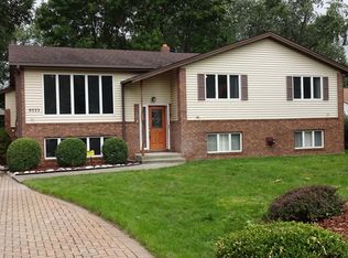 9533 Forest Pl, Des Plaines, IL
