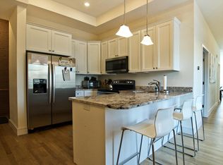 875 Beacon St #9F, Boston, MA 02215