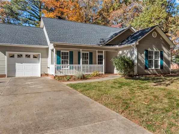 1220 Millerwood Dr, Winston Salem, NC 27106