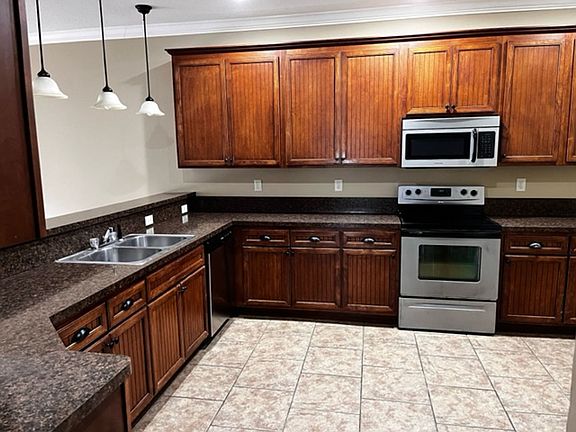 2nd image of 5031 Greyfield Pl N