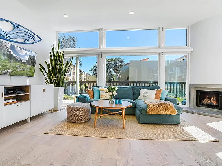 325 S Sierra Ave #45 — Photo 4
