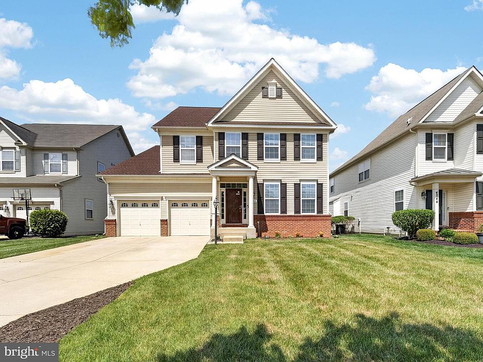 1st image of 4740 Monterey Ct