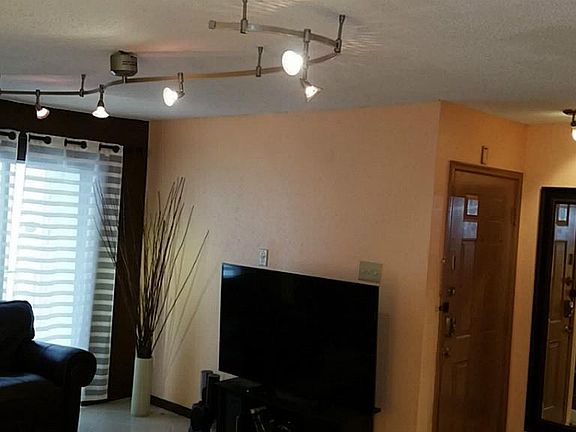 5th image of 12550 Whittington Dr APT 406