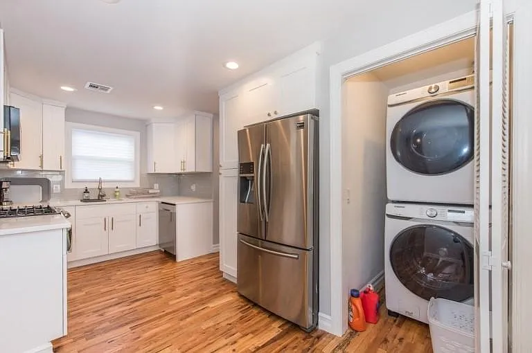 27 Center St #2 — Photo 11