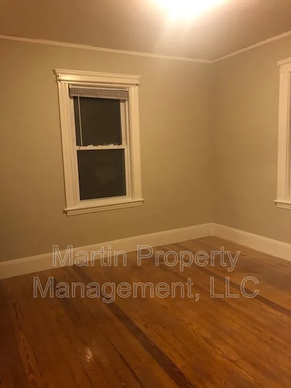 2 bed, 2.0 bath, 1800 sqft, $3,050 — Photo 3
