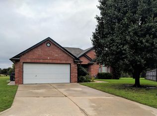12700 Meadow Crest Dr, Oklahoma City, OK 73170
