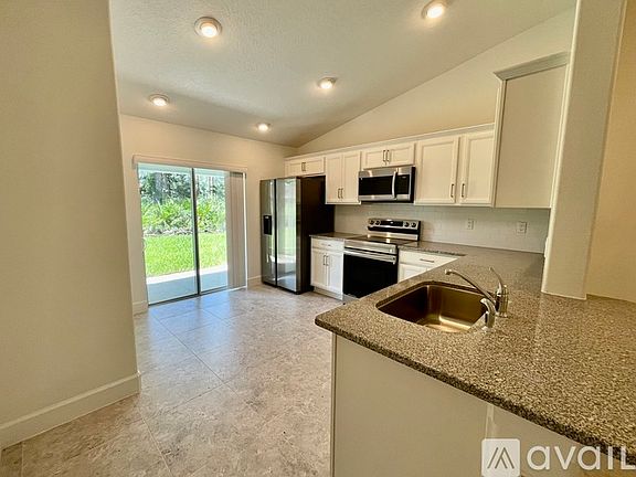 4th image of 7 Slatington Pl #A & B