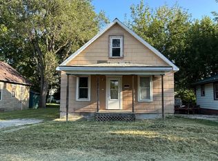 1286 E Vanderhoof St, Decatur, IL 62521