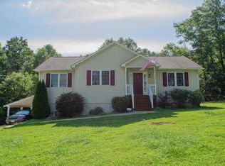7205 Oakville Rd, Appomattox, VA 24522