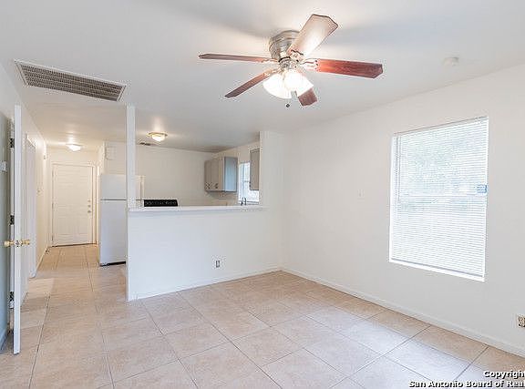 5th image of 1406 Kendalia Ave #2