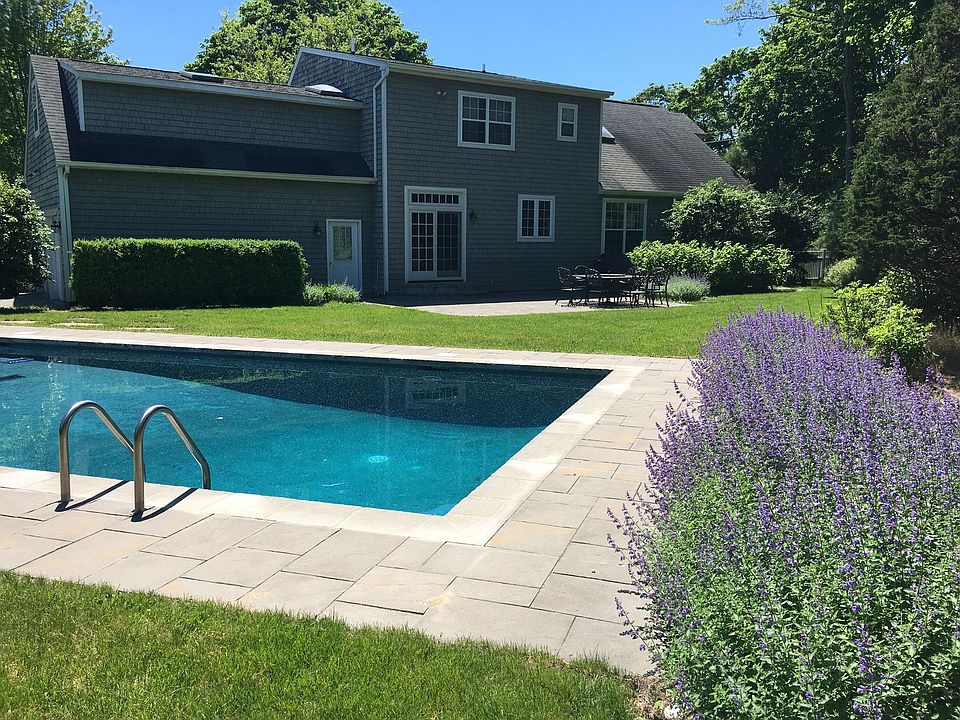 1st image of 2 Morrissey Ln