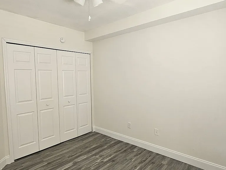 521 Villa Del Sol Cir #1-102 — Photo 8
