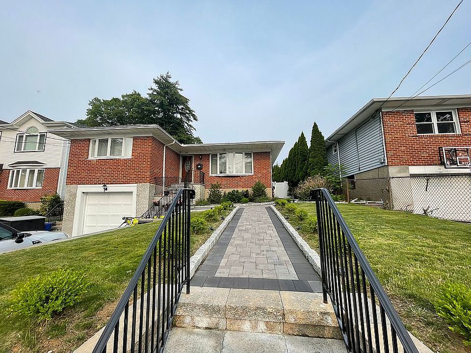 1st image of 54 Autumn Cir