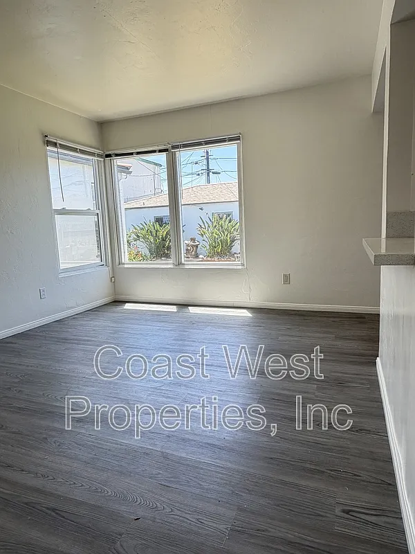 Building Photo - 943 Missouri St