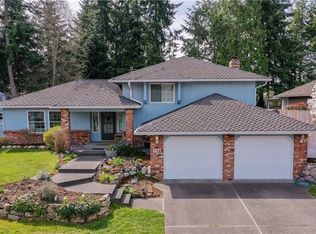 1071 SW 325th Ct, Federal Way, WA 98023