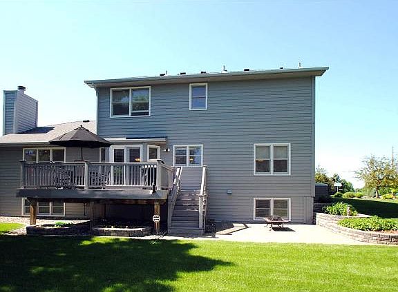 3rd image of 4270 Orchid Ln N