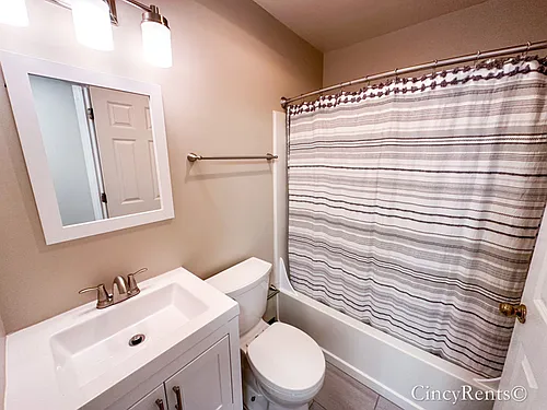 411 Clark St #4 — Photo 9