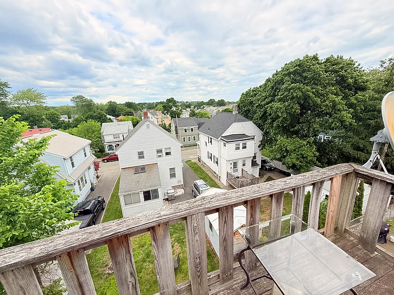 260 Boston Ave — Photo 13
