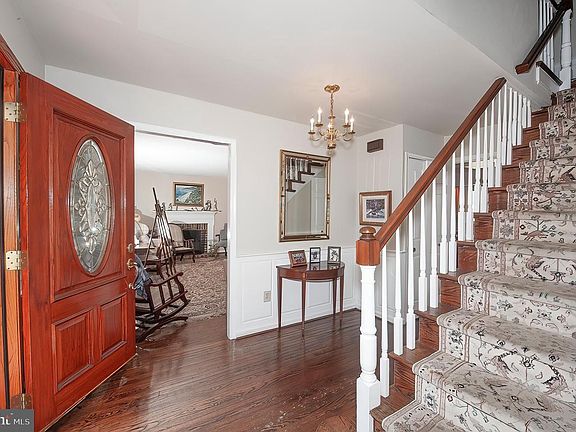 3rd image of 767 Gulph Rd
