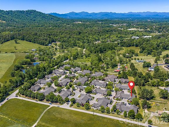 3rd image of 60 Mountain Meadow Cir #E2