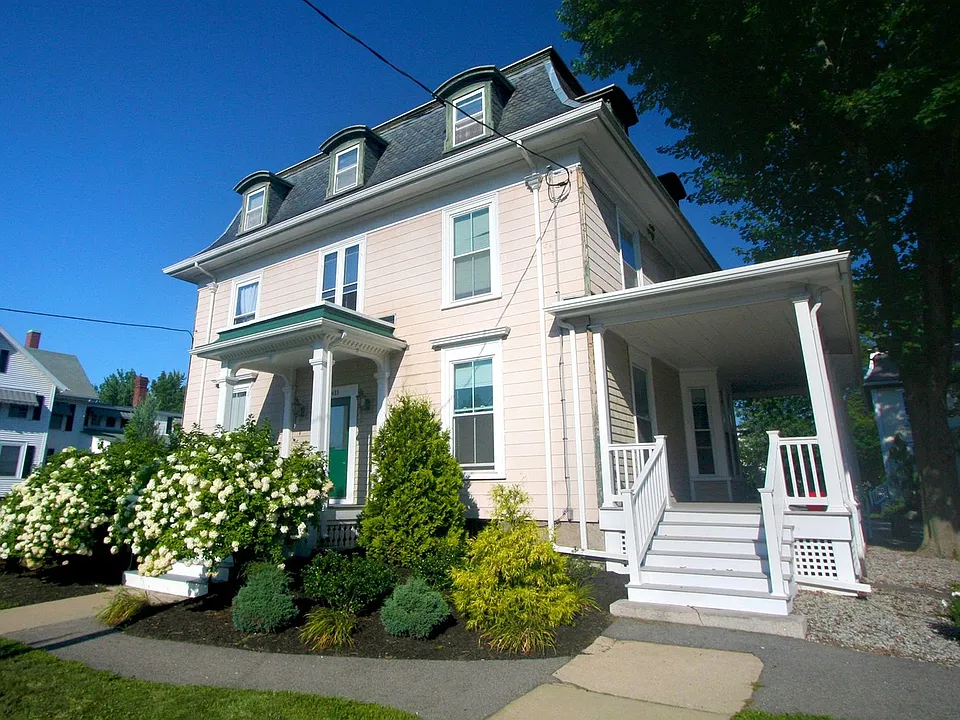 611 Central