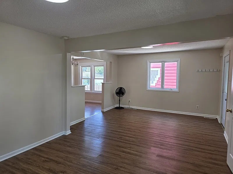 4 bed, 2.0 bath, 1538 sqft, $2,200 — Photo 1