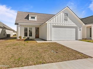 217 Harton Rd, Youngsville, LA 70592