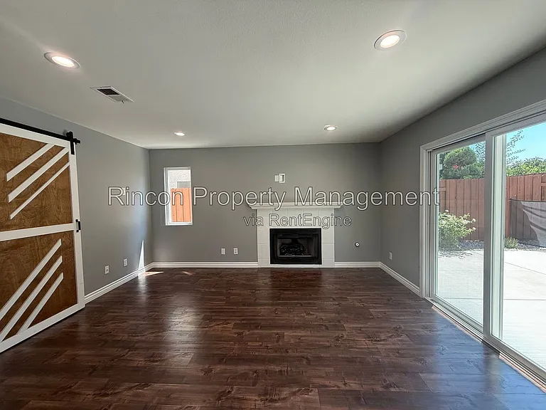 13106 Knotty Pine St — Photo 29