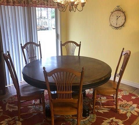 5th image of 3804 Maplewood Dr