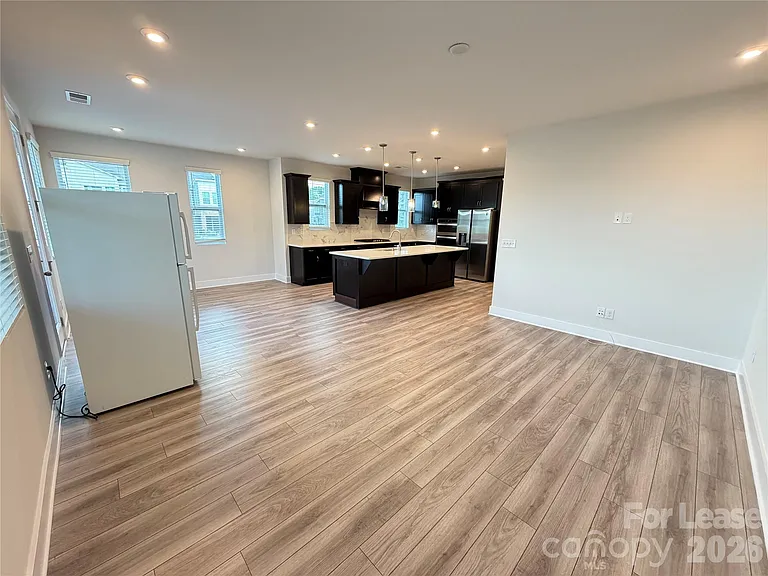 2511 Ensemble Ct — Photo 14