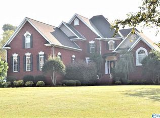 411 Wilson Cir, Gadsden, AL 35901