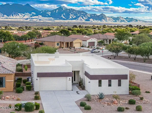 846 W Tranquil Water Path, Green Valley, AZ 85614