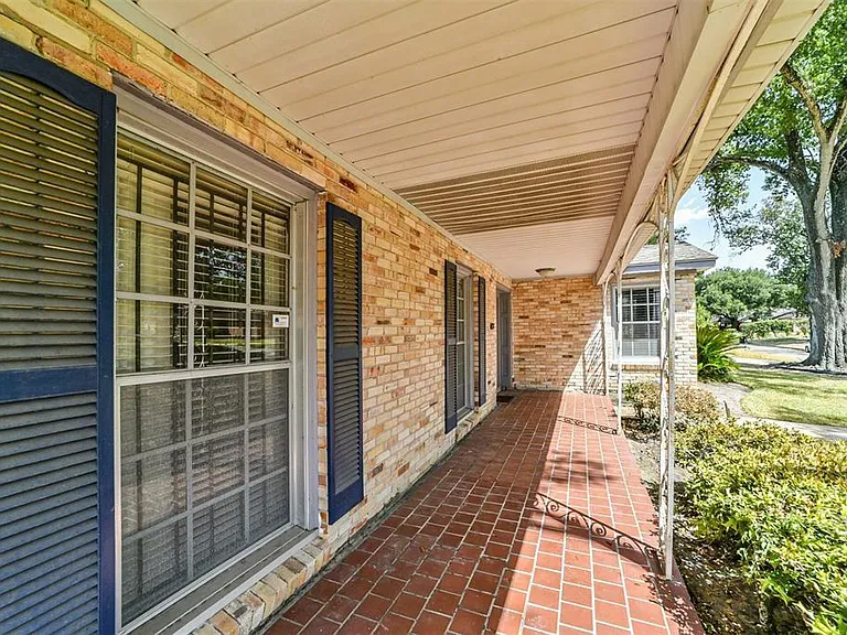 3423 Ozark St — Photo 5