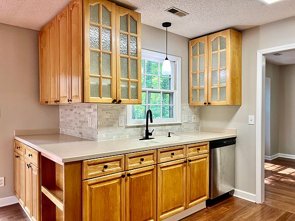 4th image of 2333 Heathershire Ln