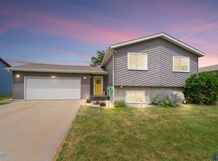 210 E Kevin Dr, Tea, SD 57064
