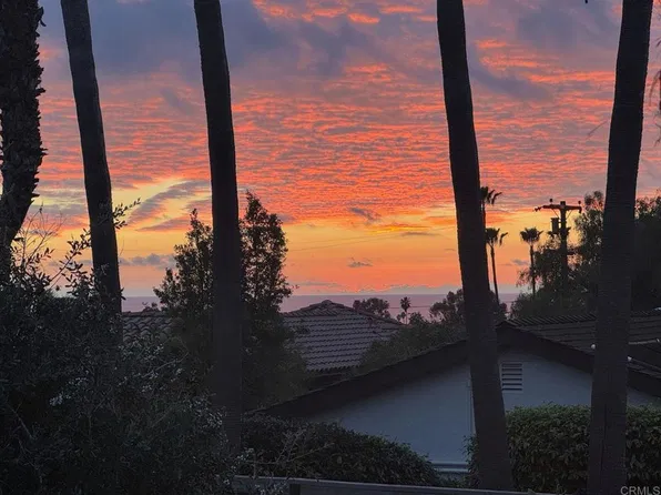 890 Passiflora Ave, Encinitas, CA 92024