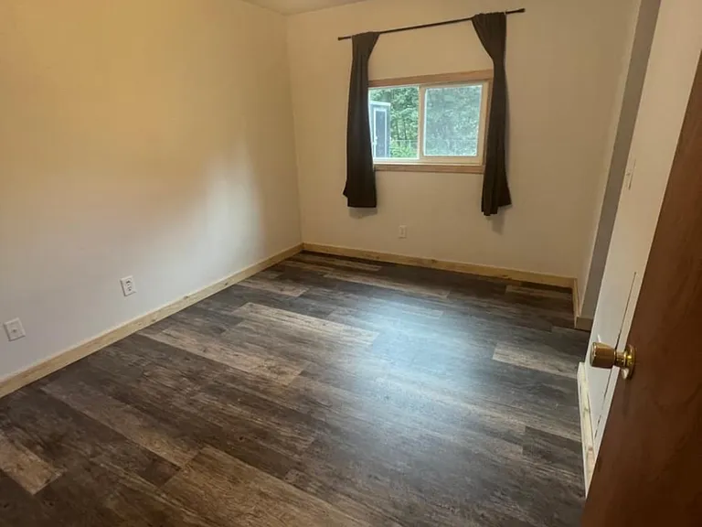 2507 Cedar St — Photo 5