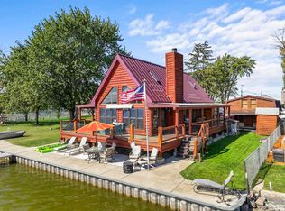 177 Eagle Point Rd, Fox Lake, IL 60020