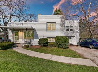 904 Green Bay S, Racine, WI 53406